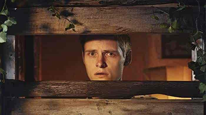 مسلسل Somewhere Boy الموسم الاول الحلقة 8 والاخيرة مترجمة